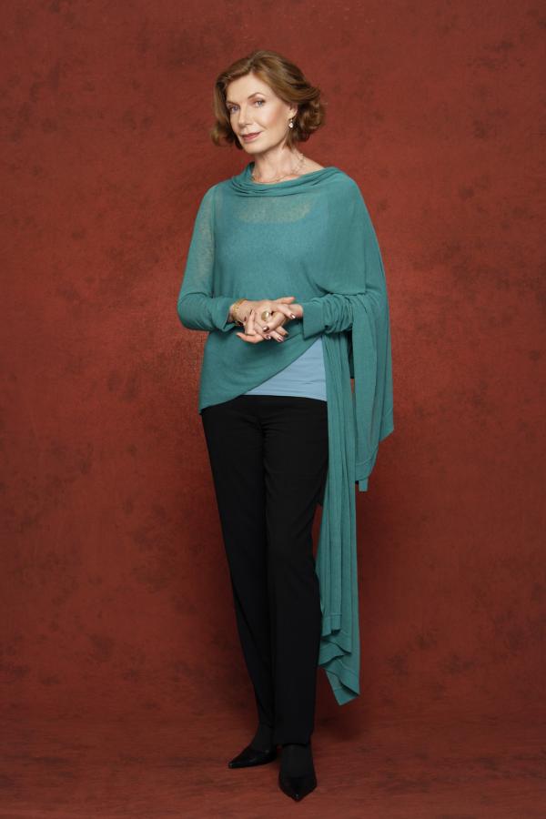 Bild 1 von 31: (1. Staffel) - Castles Mutter Martha Rodgers (Susan Sullivan) ist eine mittelprächtige ehemalige Broadway-Schauspielerin, die ihren Erfolg überschätzt ...