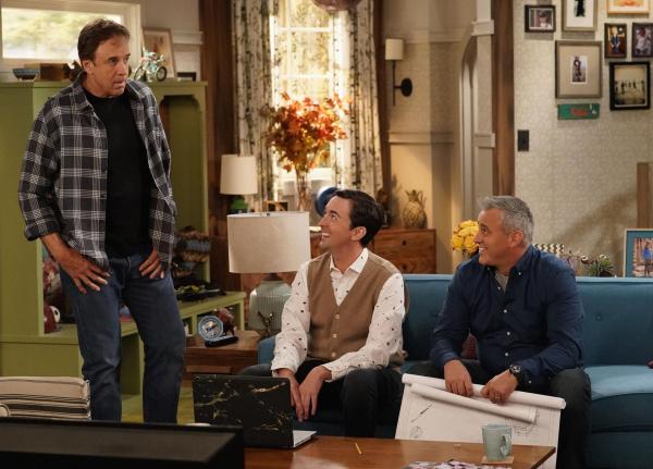 Bild 1 von 20: (v.l.n.r.) Don Burns (Kevin Nealon); Lowell (Matt Cook); Adam Burns (Matt LeBlanc)