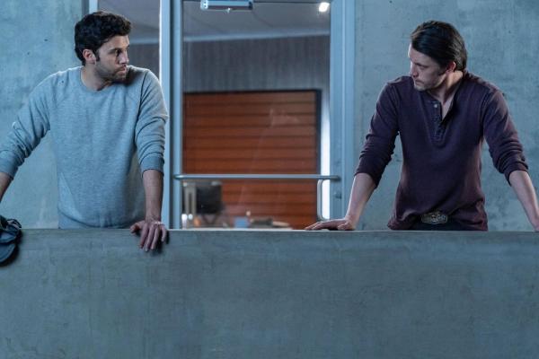 Bild 1 von 6: Heath Tuchman (Steven Krueger, l.); Max Evans (Nathan Dean, r.)