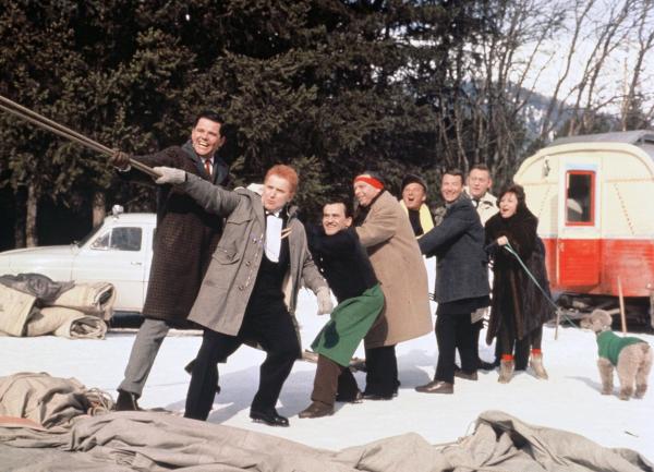 Bild 1 von 1: Schneewittchen und die sieben Gaukler