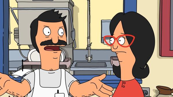 Bild 1 von 18: Schockmoment: Als ein Bankräuber die Bank gegenüber von Bob's Burgers überfällt, finden sich Bob (r.) und Linda (r.) inmitten einer Geiselnahme wieder ...