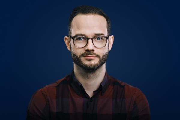 Bild 1 von 1: Moderator Rainer Maria Jilg.