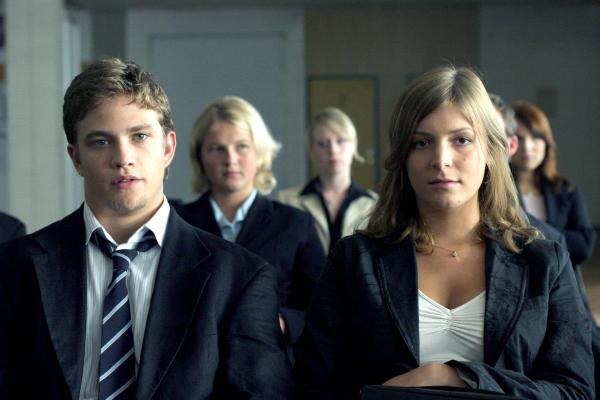 Bild 1 von 10: Im Bild: Michael Steinocher (Clemens), Nadja Vogel (Alex).