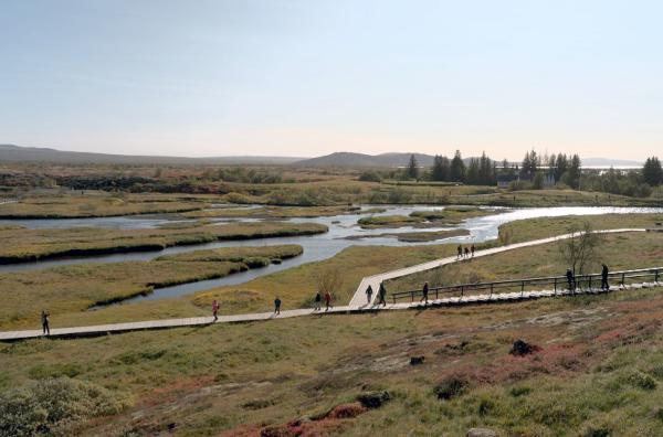 Bild 1 von 3: Auf Island entstand schon im 9. Jahrhundert unter den Wikingern eine der Demokratie ähnliche Gesellschaft.