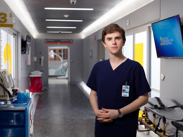 Bild 1 von 43: Freddie Highmore (Dr. Shaun Murphy)