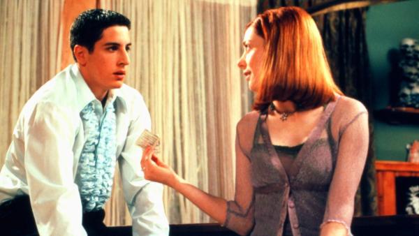 Bild 1 von 6: Jim Levenstein (Jason Biggs, l.); Michelle Flaherty (Alyson Hannigan, r.)