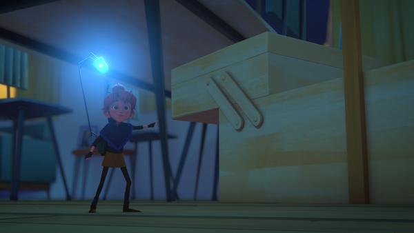 Bild 1 von 5: Arrietty weiß, wo sie suchen muss: im Nähkasten.