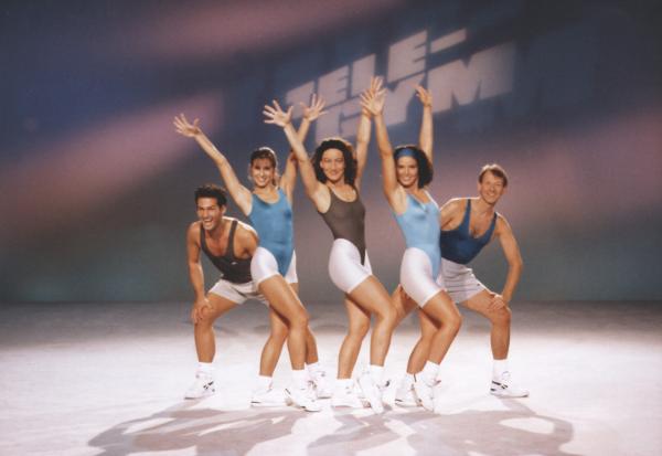 Bild 1 von 1: Christiane Reiter mit der Aerobic-Crew.