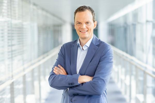 Bild 1 von 1: Warum schreitet die Digitalisierung im Mittelstand so zäh voran? Wer verhindert den Fortschritt - und was hätte längst geschehen sein müssen, damit Deutschlands Wirtschaftsmotor nicht ins Stottern kommt? In der \