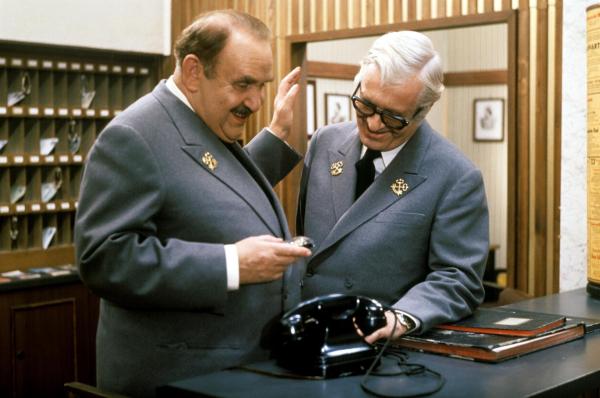 Bild 1 von 6: Im Bild: Fritz Eckhardt (Oswald Huber), Maxi Böhm (Blecha).