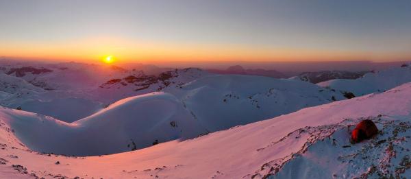 Bild 1 von 24: Im Bild: Sonnenuntergang Totes Gebirge.