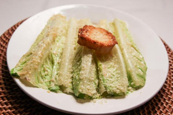 Bild 1 von 16: Im Bild: Der Caesar Salad - erfunden im \