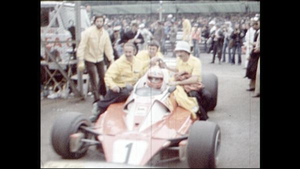 Bild 1 von 21: Im Bild: Niki Laudas unvergleichliches Comeback.