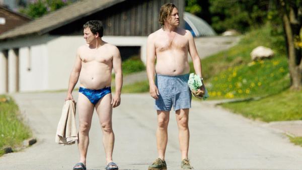 Bild 1 von 15: Im Bild: Robert Palfrader (Gerri Tschach), Nicholas Ofczarek (Richard Pfeisinger).