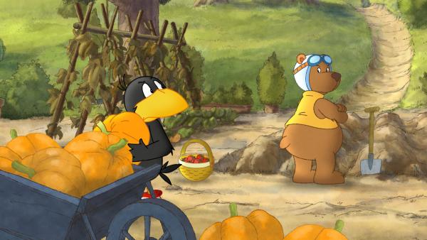 Bild 1 von 4: Für Eddi ist klar: Socke ist Schuld an ihrer Strafarbeit.