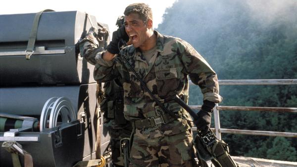 Bild 1 von 4: Special-Forces Colonel Thomas Devoe (George Clooney)
