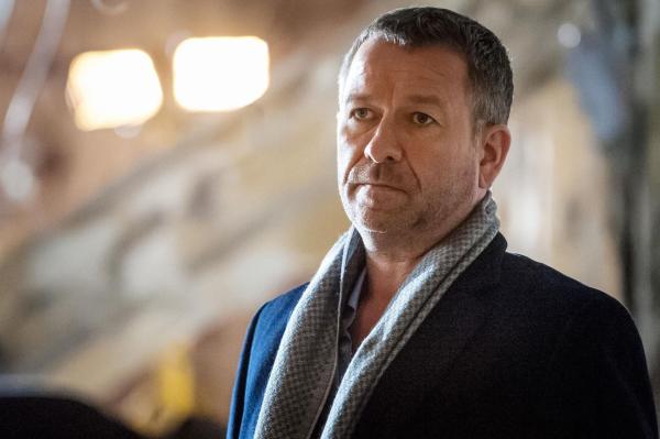Bild 1 von 19: Kennt Sherlock Holmes aus alten Zeiten: Gareth Lestrade (Sean Pertwee) ...