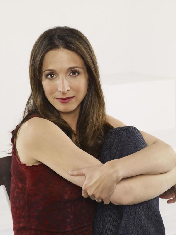 Bild 1 von 11: (6. Staffel) - Durch ihren gemeinsamen Sohn hat Judith (Marin Hinkle) nach wie vor Kontakt zu ihrem Ex Alan.