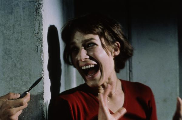 Bild 1 von 3: Paula (Franka Potente) muss an der Universität Heidelberg um ihr Leben bangen - ein Wettlauf gegen die Zeit beginnt.