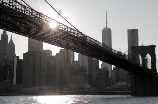 Bild 1 von 3: Magisch, mysteriös und betörend: Ein junger Einwanderer verwirklichte seinen Traum und verzauberte die Millionenstadt New York mit seiner Magie ...