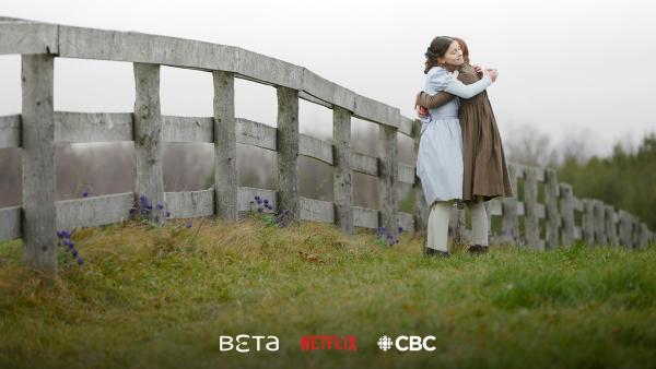 Bild 1 von 13: Amybeth McNulty als Ann Shirley-Cuthbert und Dalila Bela als Diana)Verwendung nur mit Logos und in Verbindung mit der Programmkommunikation. Jede andere Nutzung ist streng untersagt.Originalbezeichnung:ANNE_102_Day9_KW_0080.jpg