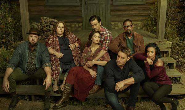 Bild 1 von 22: (v.l.n.r.) Toby Damon (Chris Sullivan); Kate Pearson (Chrissy Metz); Rebecca Malone (Mandy Moore); Jack Pearson (Milo Ventimiglia); Kevin Pearson (Justin Hartley); Randall Pearson (Sterling K. Brown); Beth Pearson (Susan Kelechi Watson)