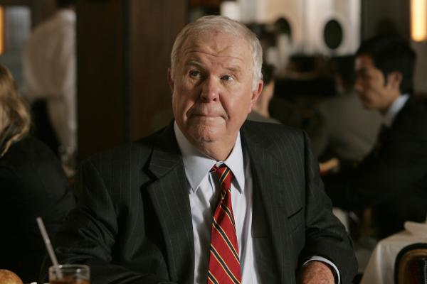 Bild 1 von 6: Ned Beatty as Judge Malcom Reynolds -- NBC