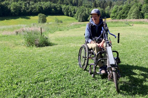 Bild 1 von 2: Mit nur 24 Jahren bekam Ricky Baerg die Diagnose, dass er an Multipler Sklerose erkrankt sei.