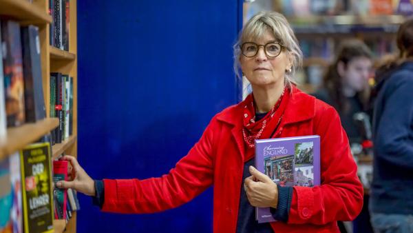 Bild 1 von 5: Katrin Schwahlen (68) ärgert sich über Boomerbashing. Sie will nicht, dass diese Generation für alles Böse dieser Welt verantwortlich gemacht wird.