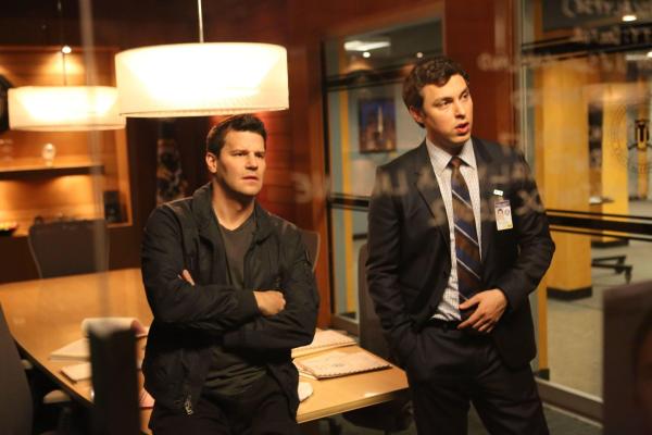Bild 1 von 7: Seeley Booth (David Boreanaz, l.); Lance Sweets (John Francis Daley, r.)