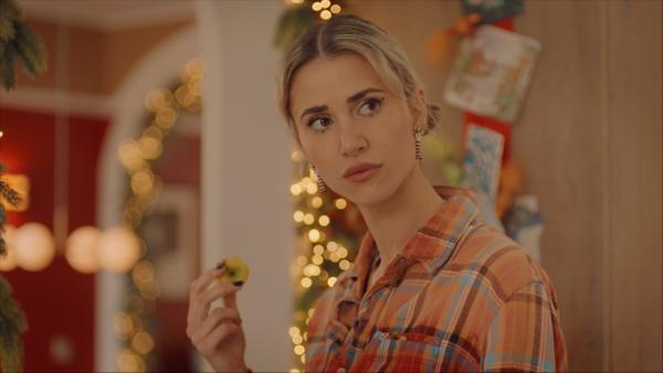 Bild 1 von 8: Die schwangere Daffy (Lize Feryn) zweifelt an ihrer Eignung als Mutter.