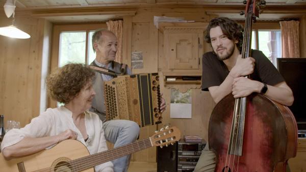 Bild 1 von 2: Hausmusik im Hause Schuen.