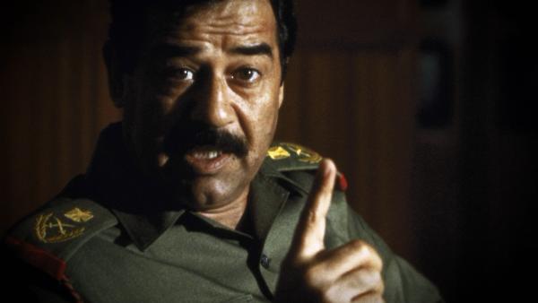 Bild 1 von 2: Saddam Hussein ist bekannt für seine brutale Unterdrückung der Opposition.
