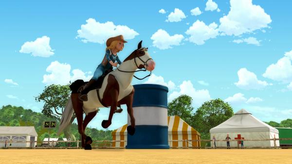 Bild 1 von 6: Beim Barrel Race muss Wendy alles geben, sonst verliert sie ihr neues Zaumzeug.