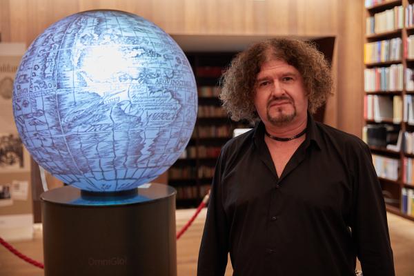 Bild 1 von 14: Prof. Dr. Robert Wallisch ist Vespucchi-Experte.