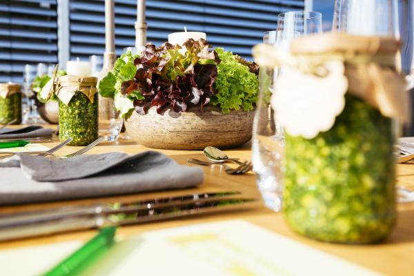 Bild 1 von 11: Dinnertafel, Details.