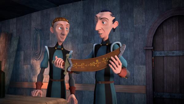 Bild 1 von 1: Jack (links) und Robert (rechts) finden Hinweise in den Verzierungen auf der Säbelscheide.© HR/Grupo Alcuni - Honorarfreie Verwendung gemäß AGB im redaktionellen Zusammenhang mit genannter Sendung bei Nennung \