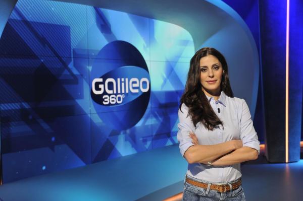 Bild 1 von 6: Funda Vanroy