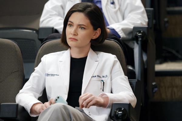 Bild 1 von 16: Im Bild: Sandra Mae Frank (Dr. Elizabeth Wilder).