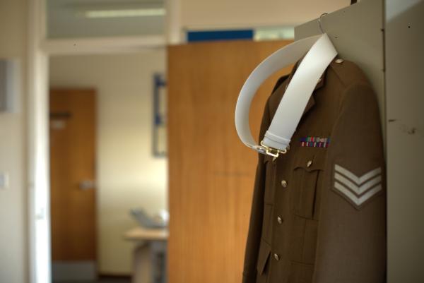 Bild 1 von 4: Die Ausgehuniform kommt im MCTC nur zu besonderen Anlässen aus dem Spind.