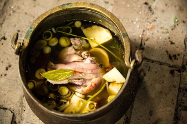 Bild 1 von 14: Im Bild: gekochte Schweinshaxe.