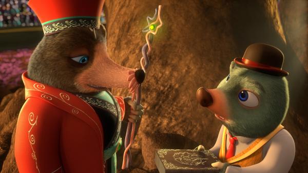 Bild 1 von 7: Der mystische Mull erklärt Maulwurf Moley, was es mit dem magischen Buch auf sich hat, das ihn als seinen neuen Hüter auserwählt hat.