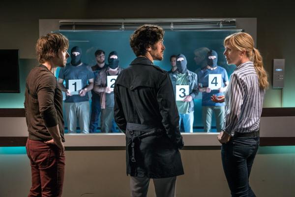 Bild 1 von 5: (v.l.n.r.) Tom Kowalski (Steffen Schroeder); Valentin Bertrano (Vladimir Korneev); Ina Zimmermann (Melanie Marschke)