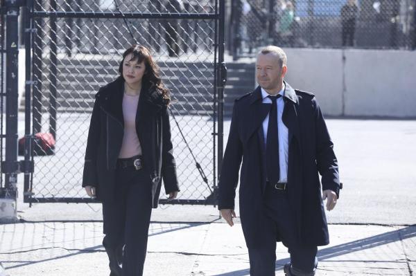 Bild 1 von 13: Haben gemeinsam immer den richtigen Instinkt: Maria Baez (Marisa Ramirez, l.) und Danny Reagan (Donnie Wahlberg, r.) ...