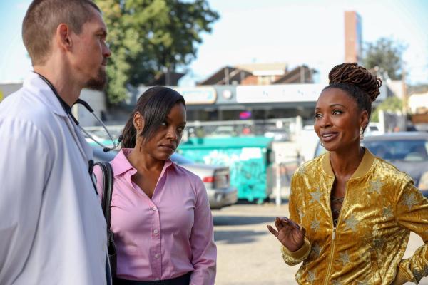 Bild 1 von 31: Im Bild (v.li.): Steve Howey (Kevin Ball), Nadine Ellis (Brenda Williams), Shanola Hampton (Veronica Fisher).