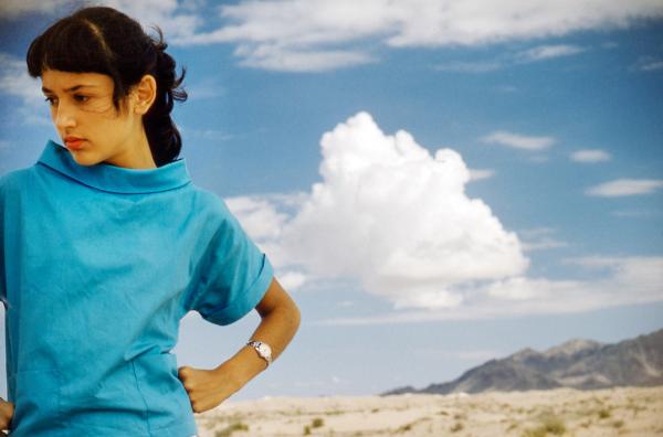 Bild 1 von 4: Joan Baez engagierte sich schon in jungen Jahren politisch und sang ?mit lauter Stimme?.