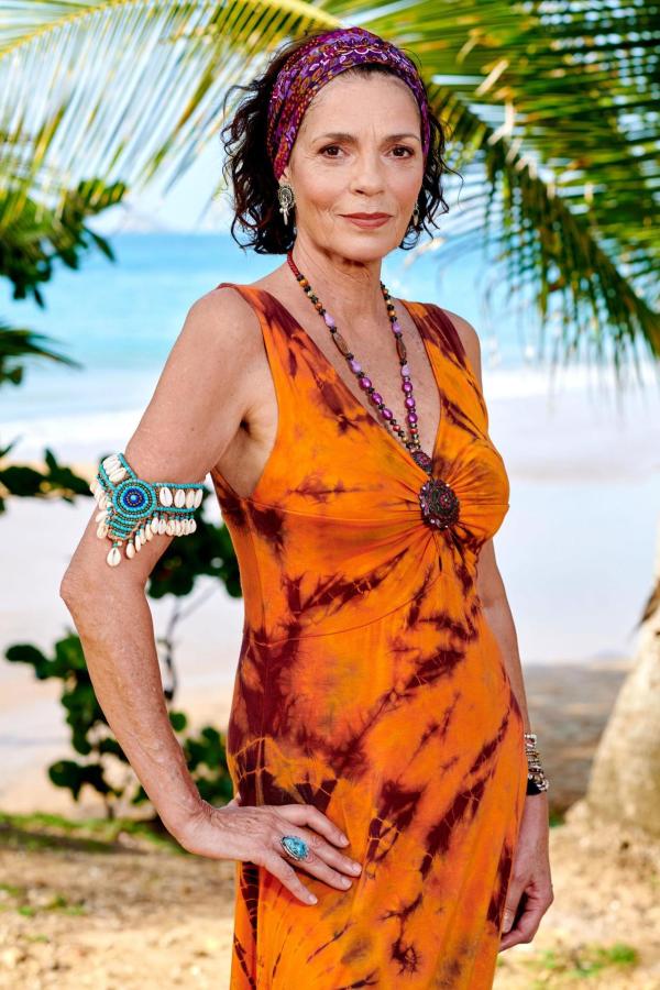 Bild 1 von 16: Im Bild: Elizabeth Bourgine (Catherine Bordey).