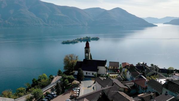 Bild 1 von 19: Im Bild: Lago Maggiore Tessin.