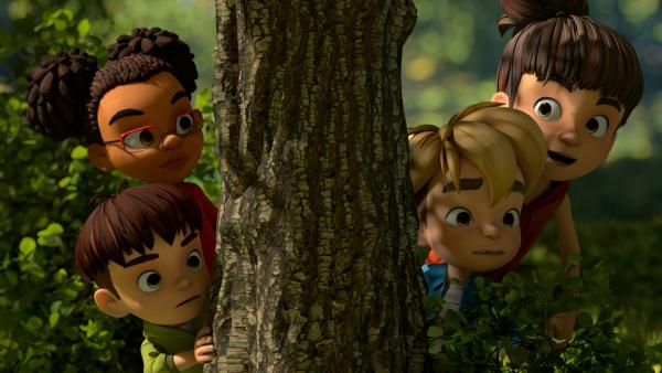 Bild 1 von 3: Kleiner Fuß, Lina, Raphael und Bohnenstange verstecken sich vor Marie, die sie auf Schritt und Tritt verfolgt.© ZDF/La Station Animation - Honorarfreie Verwendung gemäß AGB im redaktionellen Zusammenhang mit genannter Sendung bei Nennung \