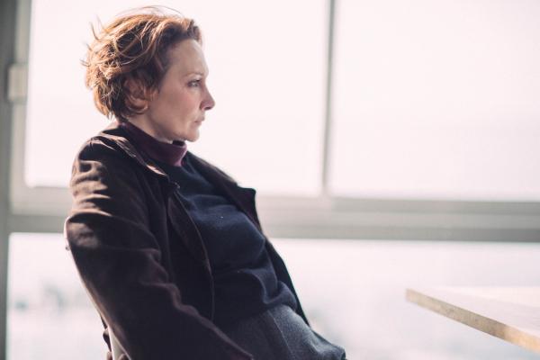 Bild 1 von 4: Anita (Pia Lanciotti) ist zutiefst davon überzeugt, dass ihr Sohn Gabriele einem Verbrechen zum Opfer gefallen ist.